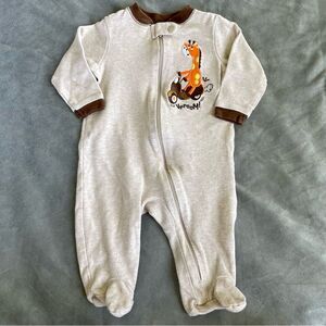 4/$10 - Garanimals Giraffe Zip-Up Footie